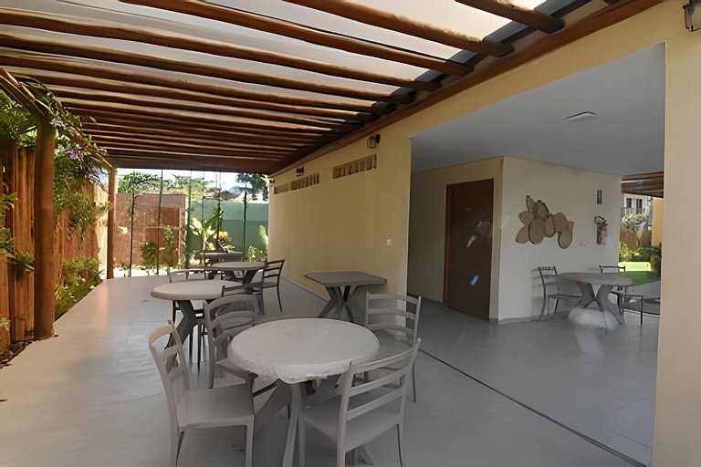 Conforto e Lazer! Cozinha, Varanda e 2 Quartos