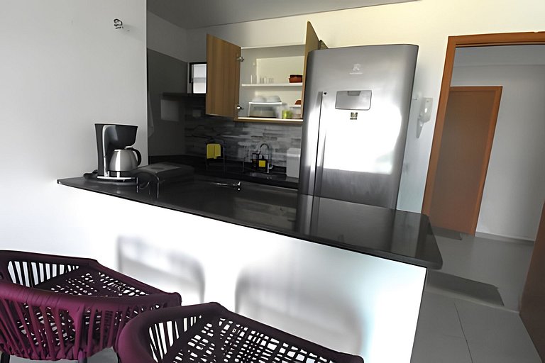 Conforto e Lazer! Cozinha, Varanda e 2 Quartos