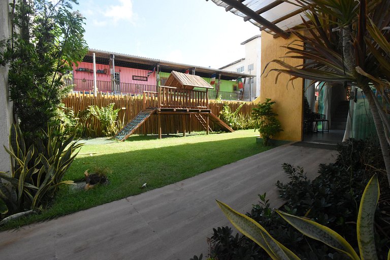 Conforto e Lazer! Cozinha, Varanda e 2 Quartos